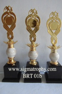Melayani Semua Jenis Piala Trophy Terpopuler TRB telur 003 (2) br
